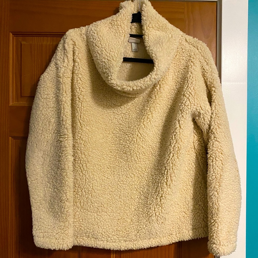 Fleece cowl-neck Sweater
